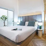 Antonia Luxury